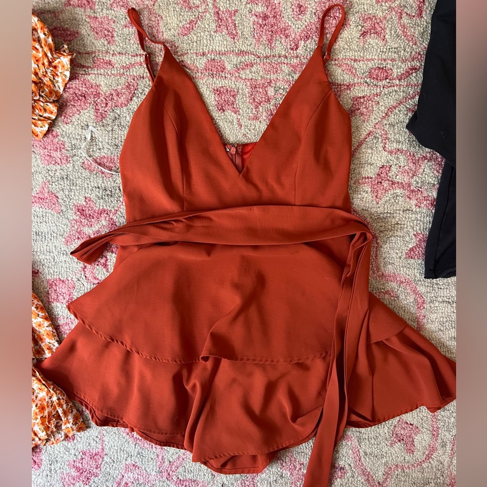 Princess Polly romper orange